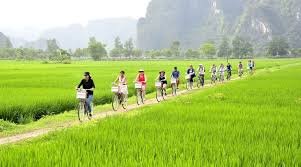 Ninh Binh Bike Tour: Hoa Lu, Tam Coc, Kenh Ga 2 Days